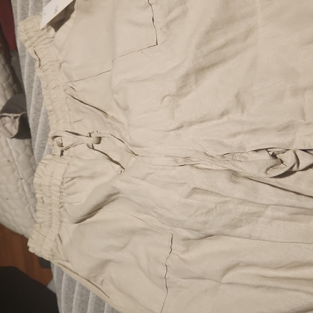 Gloria Vanderbilt capris